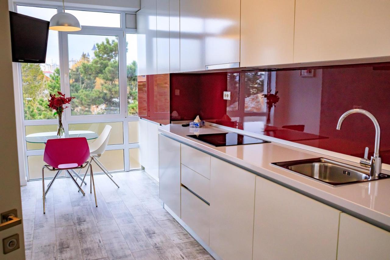 Ferienwohnung Central Bliss Suceava Exterior foto