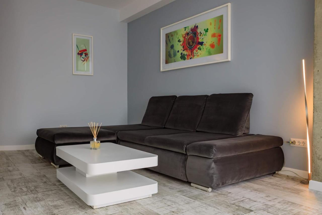 Ferienwohnung Central Bliss Suceava Exterior foto